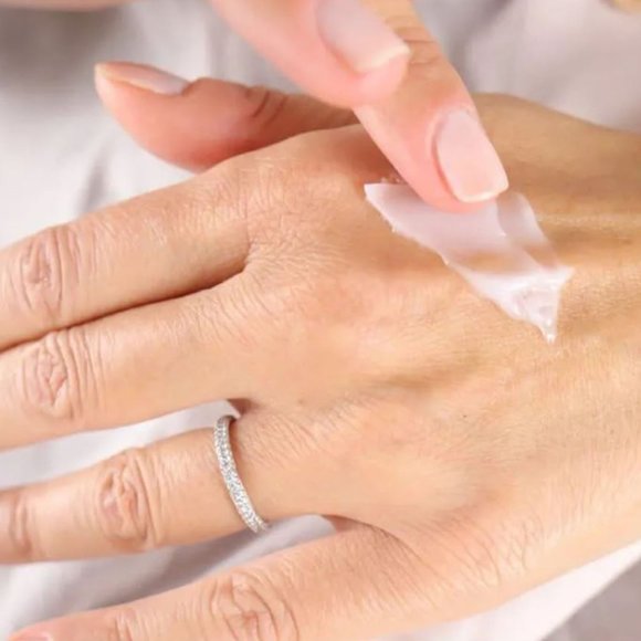 Infinite Motion- Mineral Aqua Perfection Face Moisturizer, Anti Aging Cream 50ml - Picture 6 of 11